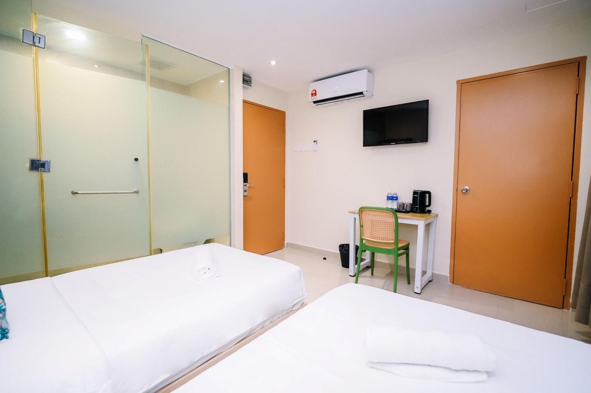Swing & Pillows - Jalan Imbi Hotel 2*